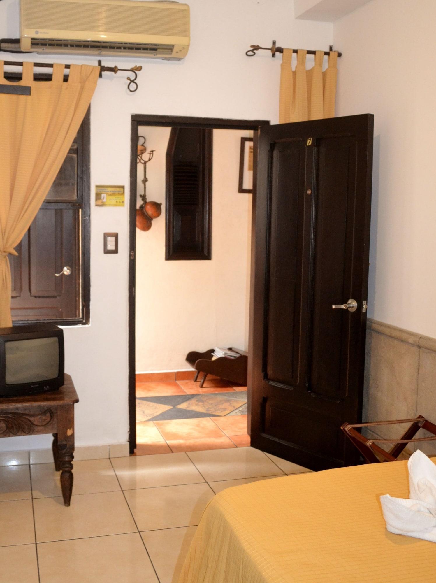 Hotel Villa Florencia Centro Historico San Salvador Kültér fotó