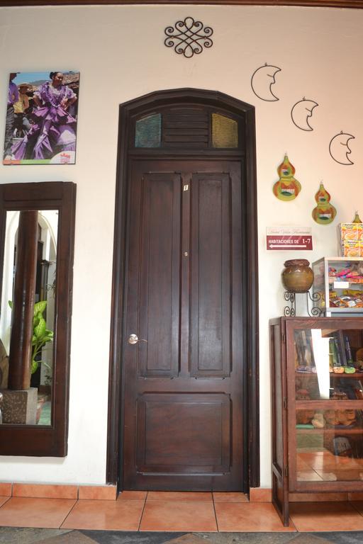 Hotel Villa Florencia Centro Historico San Salvador Kültér fotó